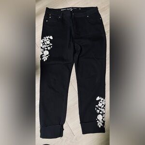 Avenue Black Jeans with White Floral Embroidery